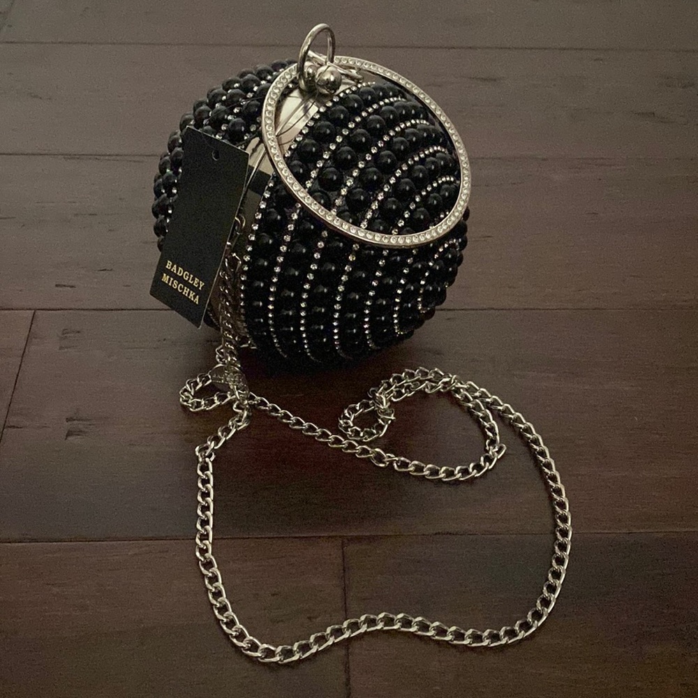 Badgley Mischka sphere bag - NWT!